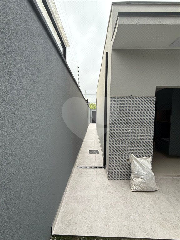 Casa à venda com 3 quartos, sendo 1 suíte,  em Jardim das Bandeiras, Mogi das Cruzes, SP