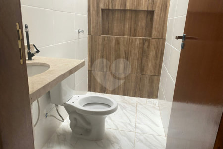 Casa de Vila à venda com 2 quartos em Jardim Santa Marta, Sorocaba, SP