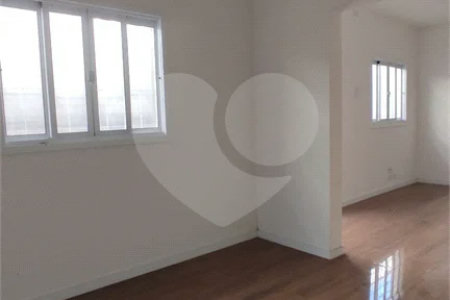 Terreno à venda com 3 quartos em Chora Menino, São Paulo, SP