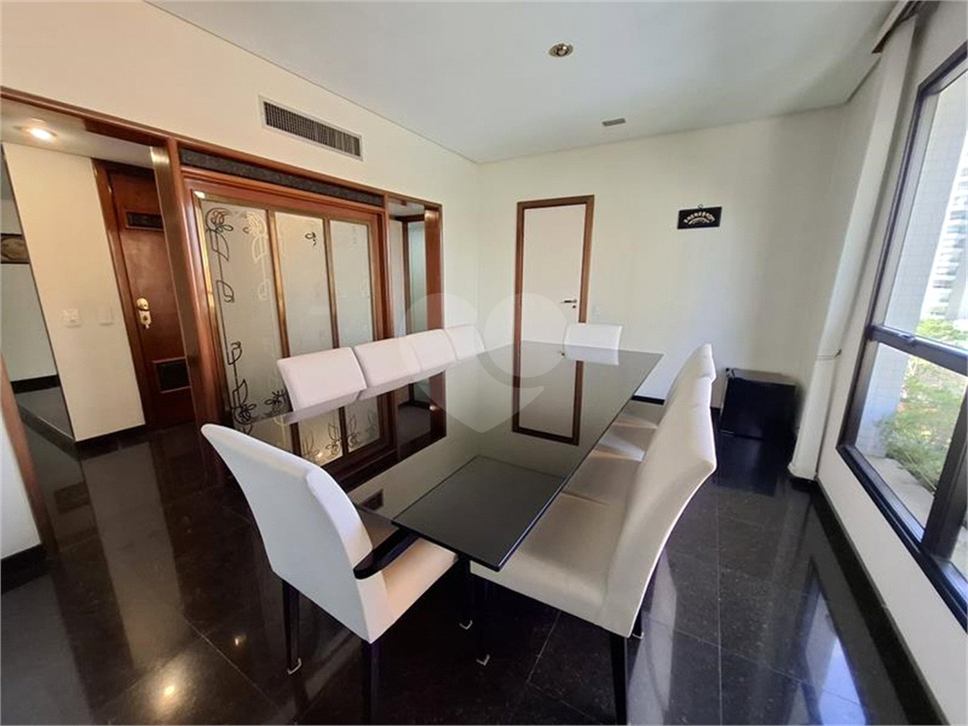 Apartamento, a venda, com 300m² de área privativa, 4 suítes, 4 vagas - Santana / SP
