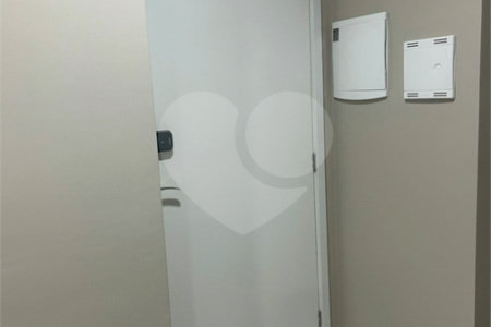 Apartamento à venda com 3 quartos, sendo 1 suíte, em Jardim Vazani, São Paulo, SP