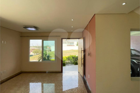Casa à venda ou para alugar com 3 quartos, sendo 1 suíte, no condomínio Villagio Bella Citta, Mogi das Cruzes - SP