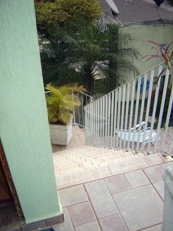 Sobrado à venda com 3 quartos, sendo 1 suíte, em Vila São João Batista, Guarulhos, SP