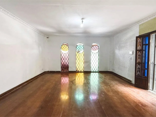 Sobrado à venda com 3 quartos, sendo 1 suíte,  em Vila Guilherme, São Paulo, SP