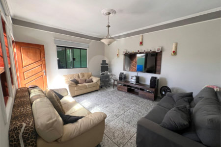 Casa à venda com 2 quartos, sendo 1 suíte, em Vila Barth, Itapetininga, SP