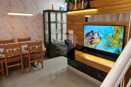 Casa à venda com 2 suítes no condomínio Cristal de Maitinga 1, Bertioga - SP