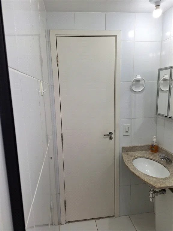 Apartamento à venda com 2 quartos em Jardim Esmeralda, São Paulo, SP