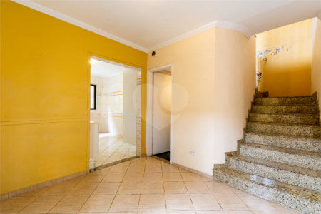 Casa à venda com 3 quartos, sendo 1 suíte, em São Judas, São Paulo, SP