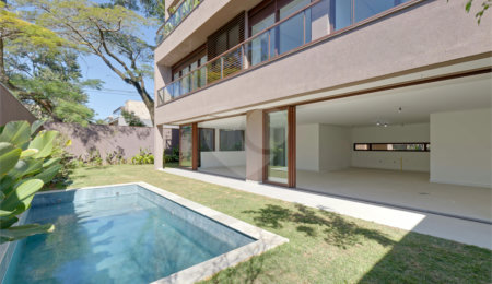 Casa à venda com 4 suítes no condomínio Casa Flora Badra, São Paulo - SP