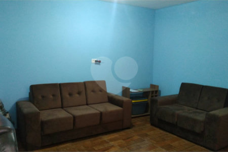 Casa à venda com 1 quarto em Água Vermelha, Poá, SP
