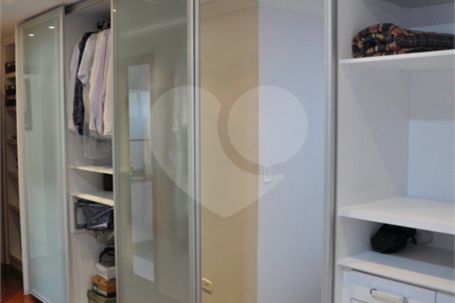 Sobrado à venda com 5 quartos, sendo 3 suítes, em Mandaqui, São Paulo, SP