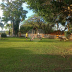 Casa à venda com 5 quartos, sendo 1 suíte, no condomínio Village da Serra, Araçoiaba da Serra - SP