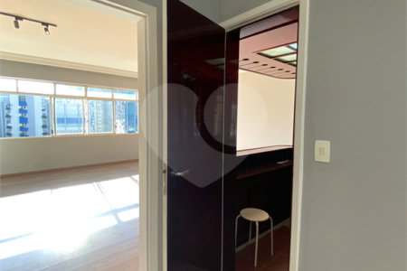 Apartamento à venda com 3 quartos em Vila Mariana, São Paulo, SP