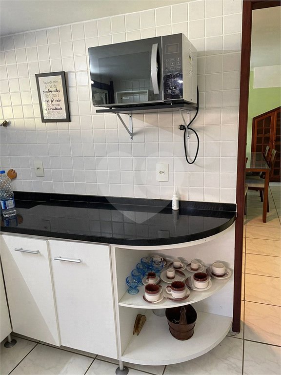 Casa em condomínio à venda com 2 quartos, sendo 1 suíte,  em Portal da Ferradura, Armação dos Búzios, RJ