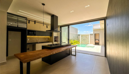 Casa à venda com 3 suítes no condomínio Jardim Residencial Dona Maria Candida, Indaiatuba - SP