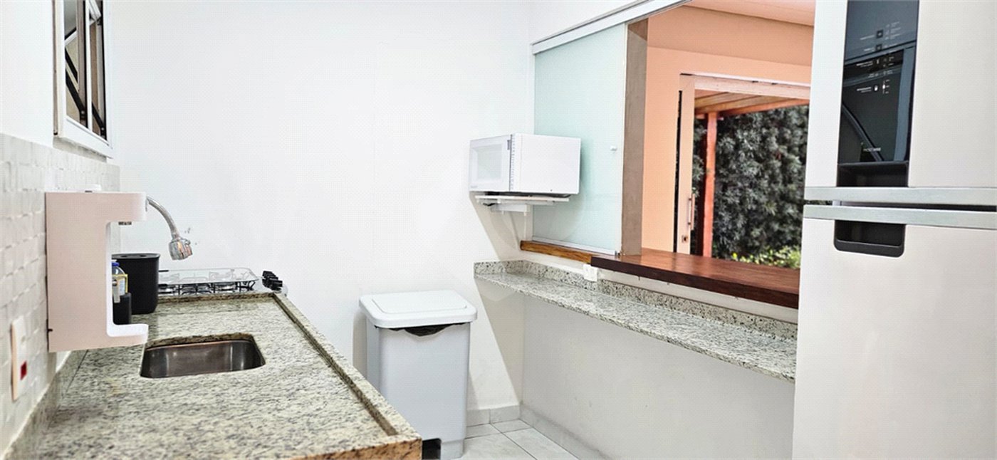 Apartamento à venda com 3 quartos, sendo 2 suítes, em Pinheiros, São Paulo, SP