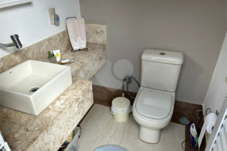 Casa à venda com 2 suítes no condomínio Residencial, Mogi das Cruzes - SP