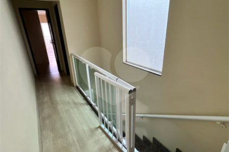 Sobrado à venda com 3 quartos, sendo 1 suíte,  em Vila Alice, Santo André, SP