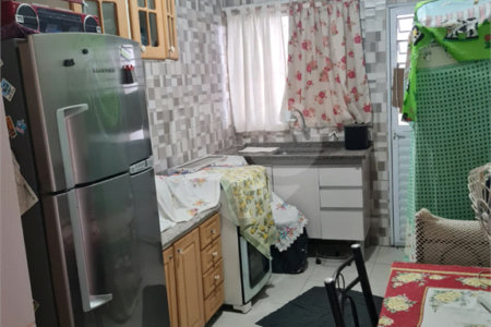 Casa à venda com 6 quartos em Vila dos Remédios, São Paulo, SP