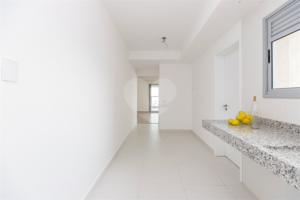 Apartamento à venda com 3 suítes em Jardim Marajoara, São Paulo, SP