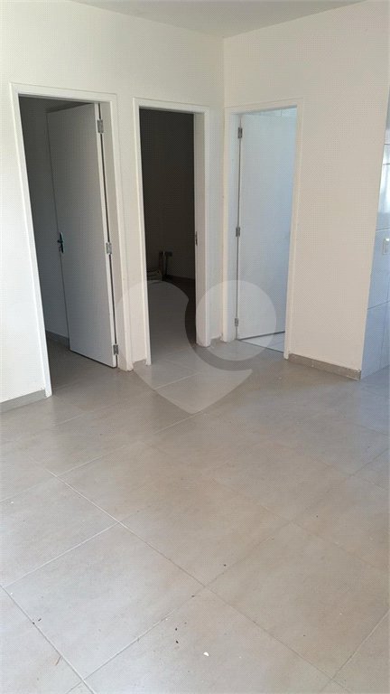 Apartamento à venda com 2 quartos em Indaiá, Bertioga, SP