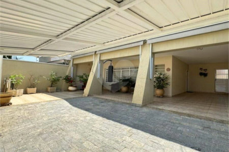 Casa Térrea à venda com 4 quartos, sendo 1 suíte, no Brasil, Itu, SP
