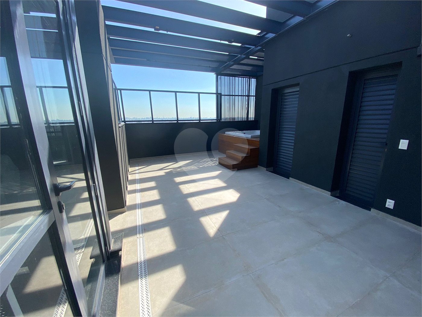 Apartamento à venda com 3 suítes em Jardim das Acácias, São Paulo, SP