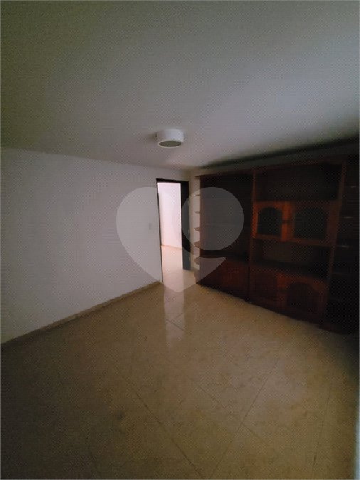 Sobrado à venda com 3 quartos, sendo 1 suíte, em Jardim Morada do Sol, Indaiatuba, SP