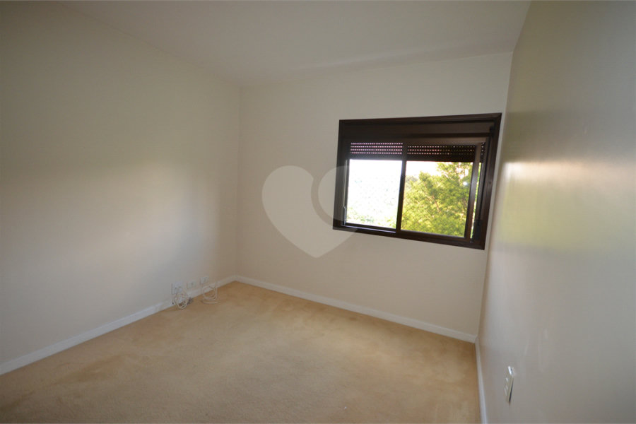 Apartamento à venda com 4 quartos, sendo 2 suítes, em Morumbi, São Paulo, SP