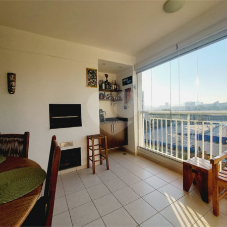 Apartamento à venda com 3 quartos, sendo 1 suíte,  em Vila Leopoldina, São Paulo, SP