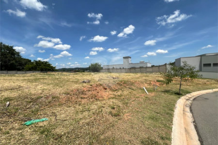 Terreno à venda em Santa Cândida, Vinhedo, SP