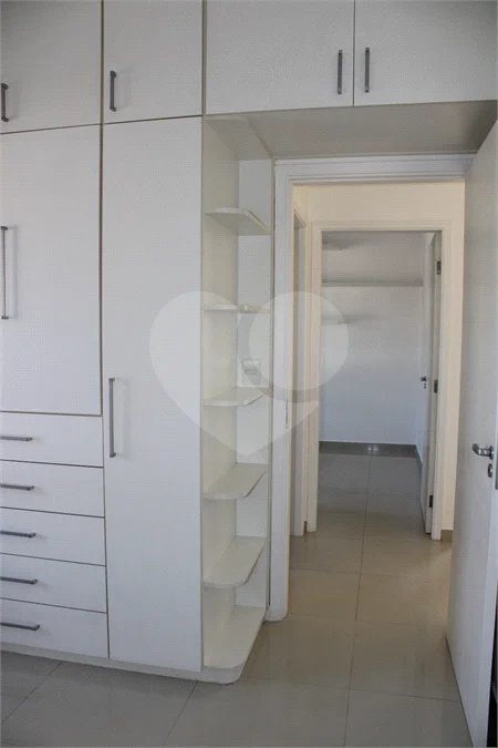 Apartamento à venda com 2 quartos, sendo 1 suíte, no Centro, Vinhedo, SP