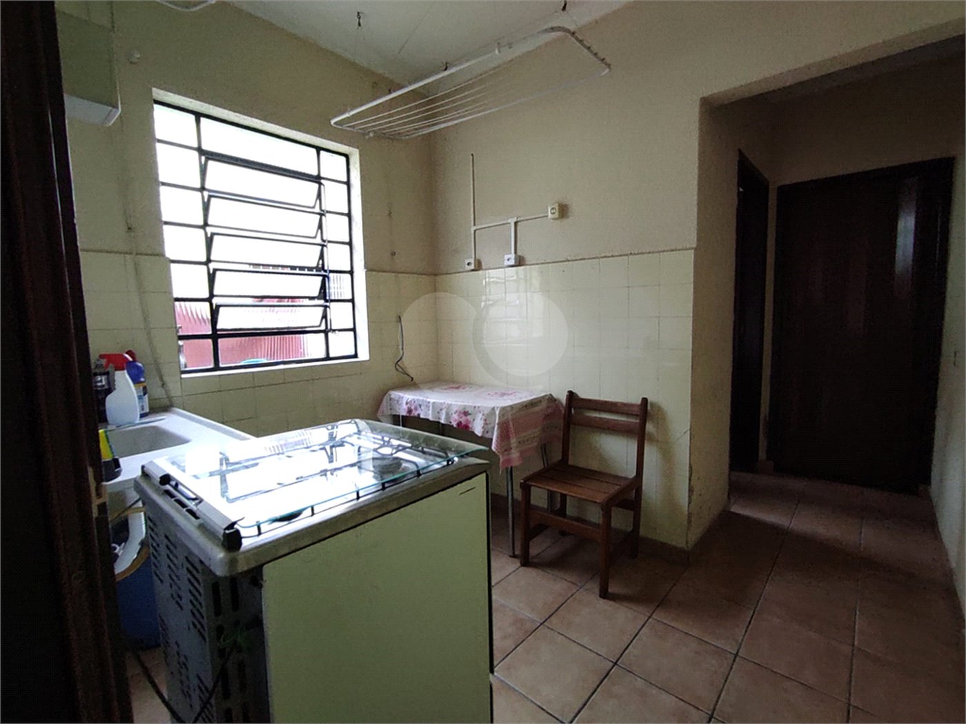 Casa à venda com 3 quartos, sendo 1 suíte, no Centro, Poá, SP