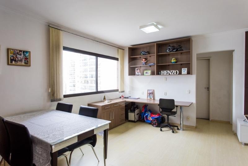 Apartamento à venda com 2 quartos, sendo 1 suíte, em Moema, São Paulo, SP