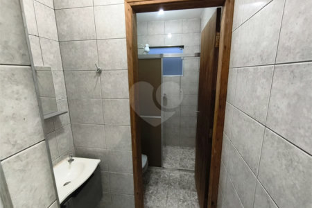 Casa à venda com 7 quartos, sendo 2 suítes,  no Centro, Itapetininga, SP