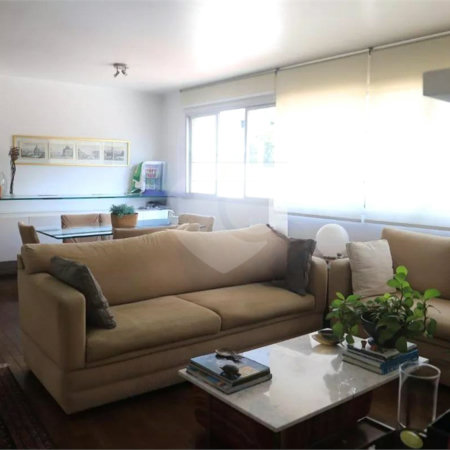 Apartamento à venda com 3 quartos, sendo 1 suíte, em Vila Clementino, São Paulo, SP