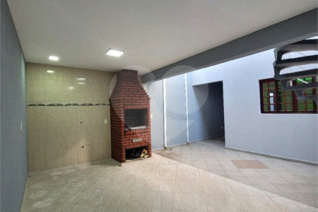 Sobrado à venda com 3 quartos, sendo 1 suíte,  em Jardim Ana Rosa, Suzano, SP