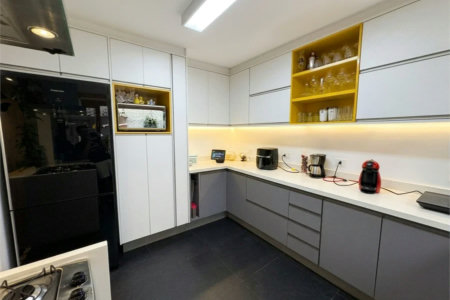 Casa à venda com 3 quartos, sendo 1 suíte, em Brooklin Paulista, São Paulo, SP