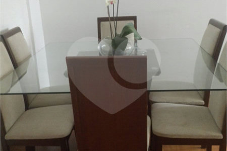 Apartamento à venda com 2 quartos, sendo 1 suíte,  em Jardim Parque Morumbi, São Paulo, SP