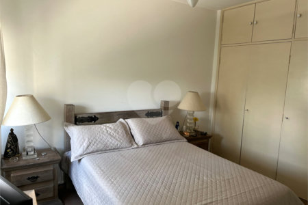Apartamento à venda com 3 quartos, sendo 1 suíte,  em Itaim Bibi, São Paulo, SP