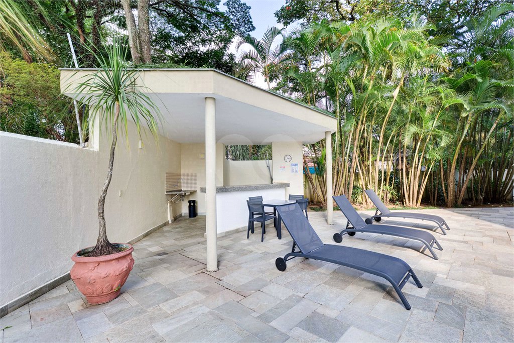 Apartamento à venda com 3 quartos, sendo 2 suítes,  em Alto da Boa Vista, São Paulo, SP