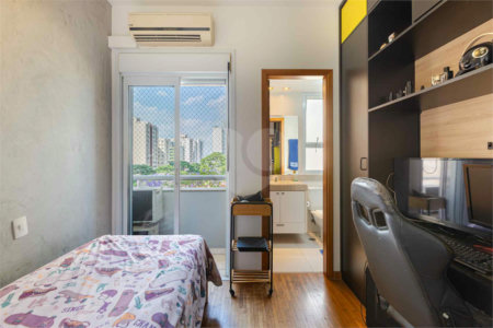 Apartamento à venda com 3 suítes em Vila Anglo Brasileira, São Paulo, SP