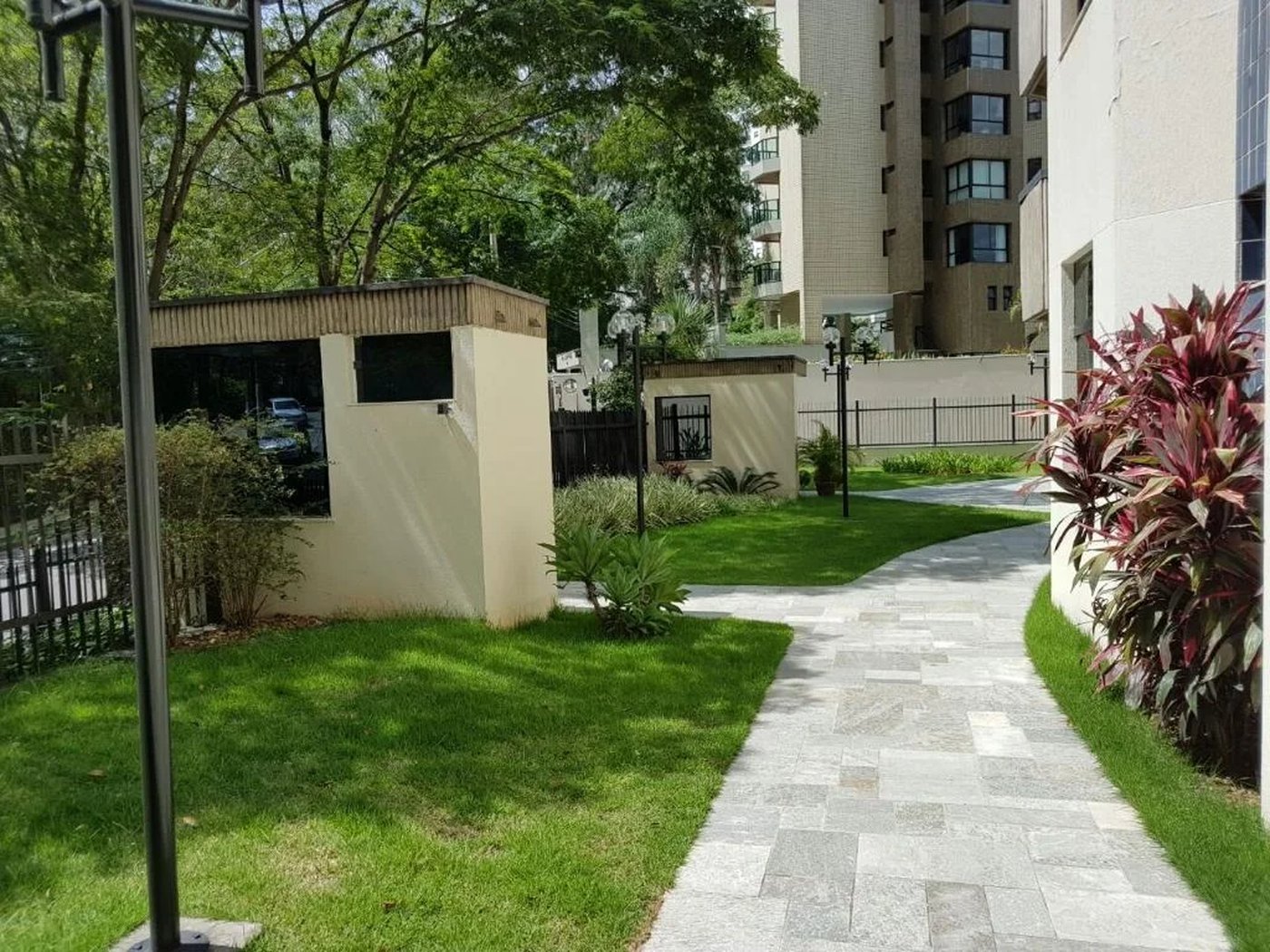 Apartamento à venda com 3 quartos, sendo 1 suíte, em Vila Andrade, São Paulo, SP