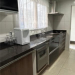 Casa à venda com 4 quartos, sendo 2 suítes, no condomínio Chácara das Palmeiras Imperiais, Jundiaí - SP