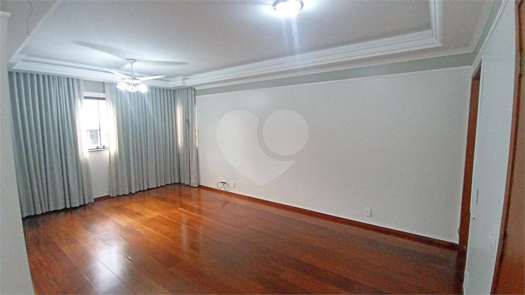Apartamento à venda com 3 suítes no Centro, Vinhedo, SP