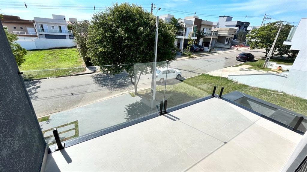 Casa à venda com 4 quartos, sendo 3 suítes, no condomínio Campos do Conde Sorocaba, Sorocaba - SP