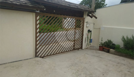Casa à venda com 4 quartos, sendo 2 suítes,  em Jardim Caparelli (mailasqui), São Roque, SP