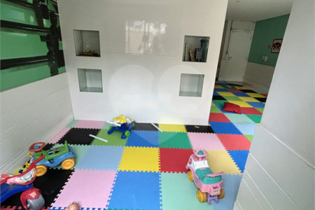 Apartamento à venda com 3 quartos, sendo 1 suíte, em Vila Andrade, São Paulo, SP