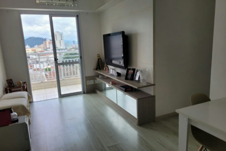 Apartamento com 2 dormitórios à venda, 64 m² por R$ 590.000,00 - Marapé - Santos/SP