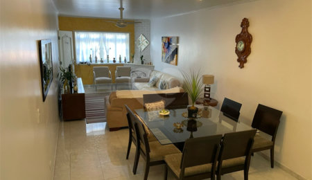 Sobrado à venda com 3 quartos, sendo 1 suíte,  em Vila Paiva, São Paulo, SP